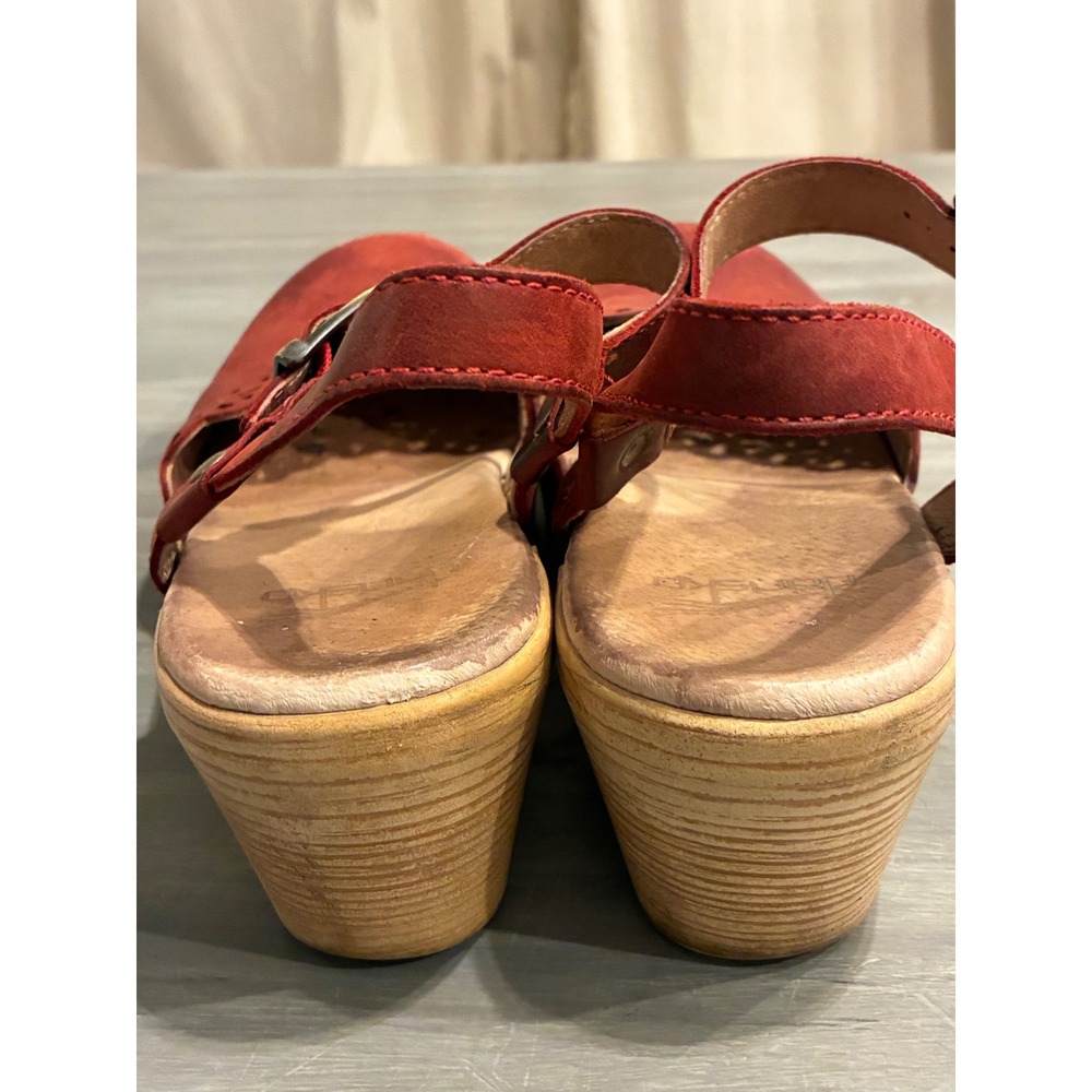 Dansko Sam Red Leather Scalloped Mary Jane Clog Sandals Womens 39 - Picture 5 of 7